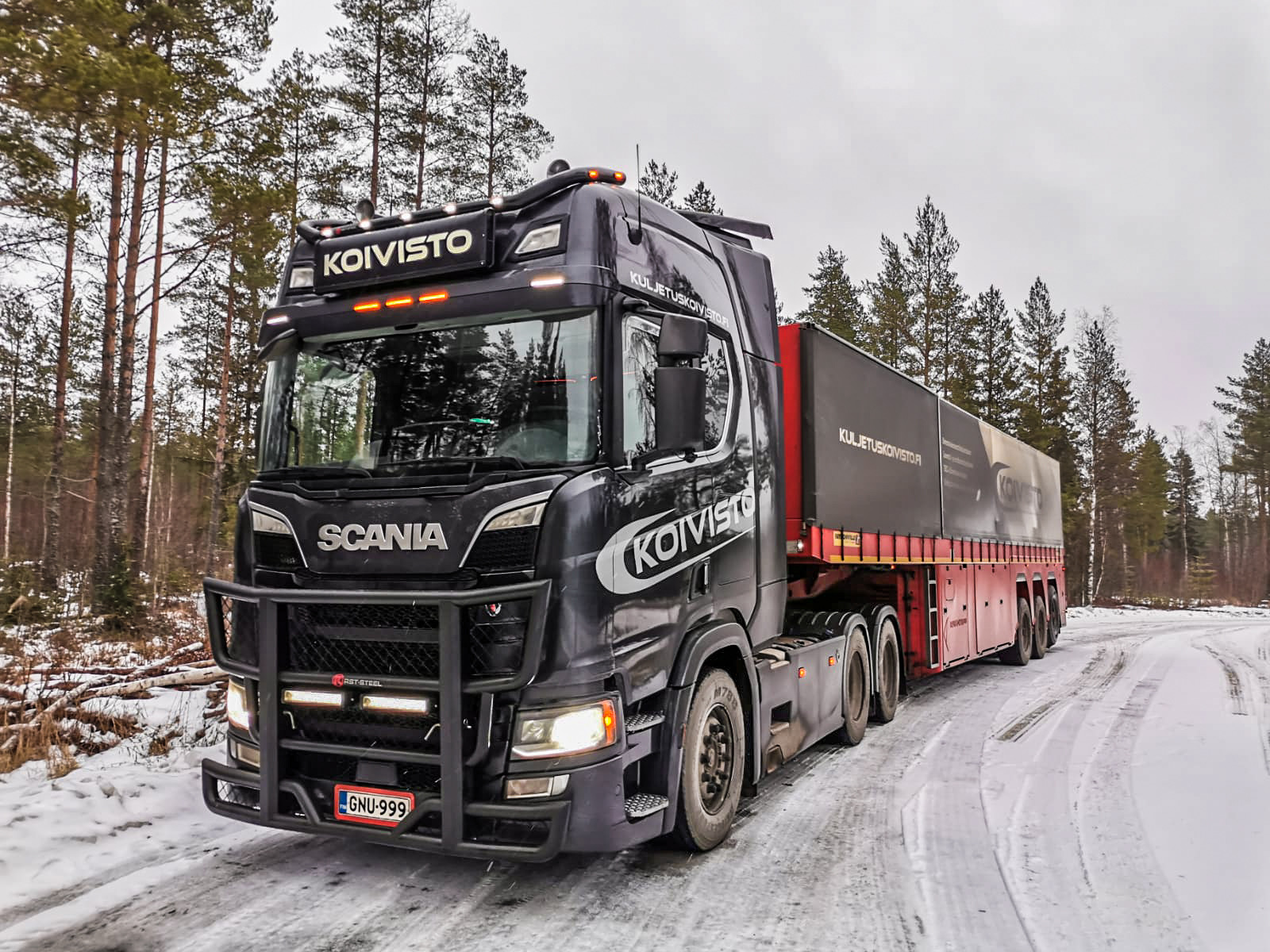 Kuljetus Koiviston erikoiskuljetukset, Scania, rekka, siirto, kuljetus, Lappi, talviset olosuhteet, kesä, ympärivuoden